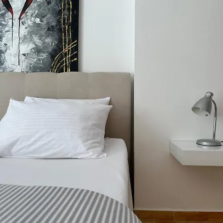 Apartament Piazza *